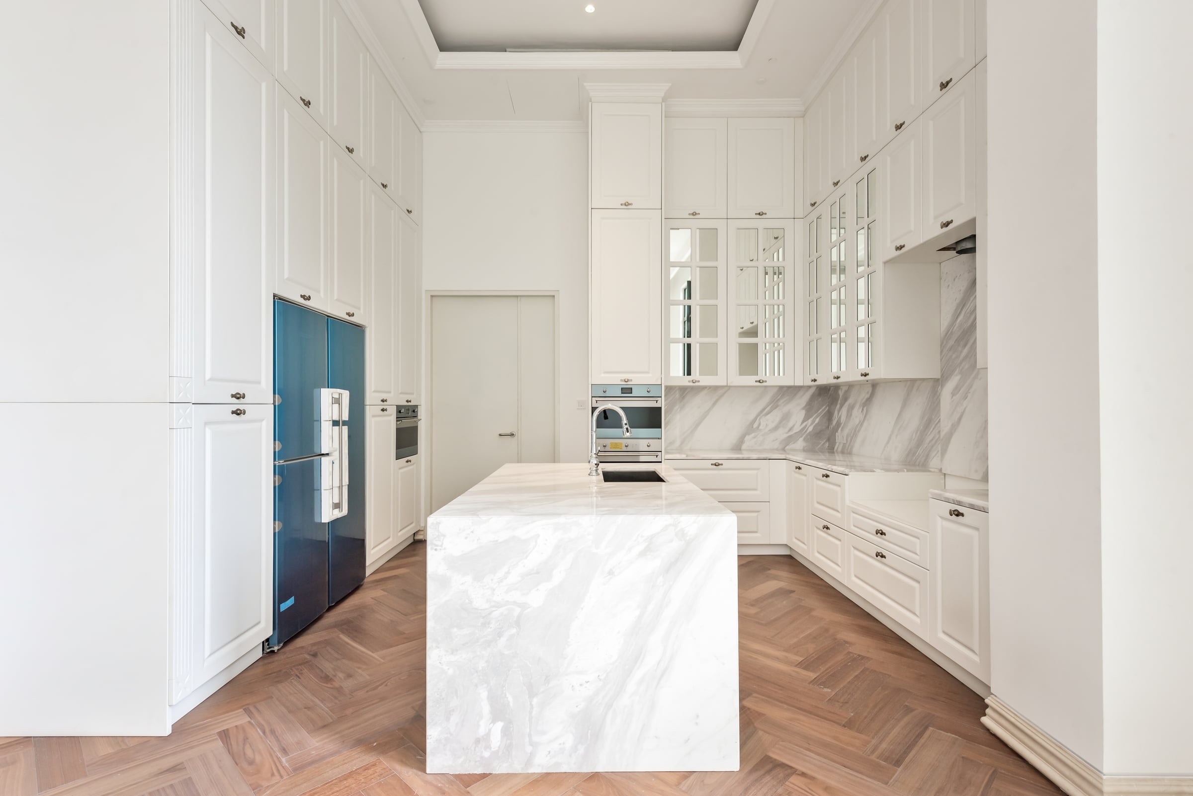 Le Parc Residence Living Space